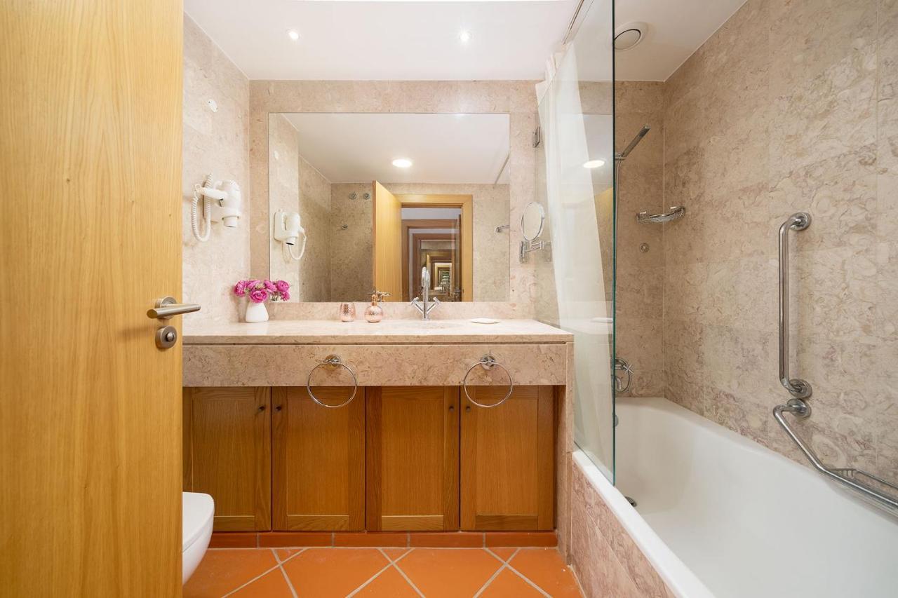 Al - Apartamento Vila Sol F5 T クアルテイラ エクステリア 写真